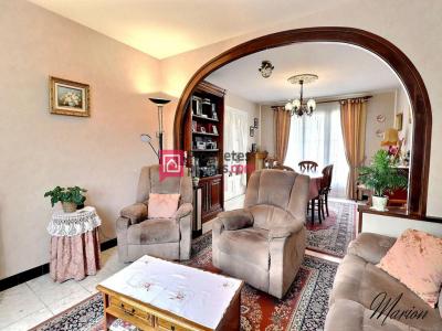 For sale Saint-just-en-chaussee 4 rooms 125 m2 Oise (60130) photo 2