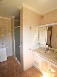 For sale Yerres GARE 6 rooms 112 m2 Essonne (91330) photo 3