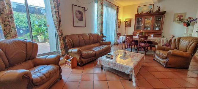 For sale Lezignan-corbieres 8 rooms 240 m2 Aude (11200) photo 2