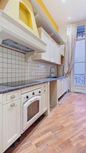 For sale Perpignan 3 rooms 148 m2 Pyrenees orientales (66000) photo 4