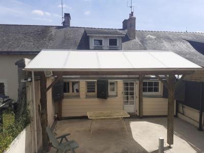 For sale Bauge 4 rooms 80 m2 Maine et loire (49150) photo 0