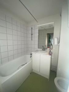 For sale Clermont-ferrand 1 room 18 m2 Puy de dome (63000) photo 3