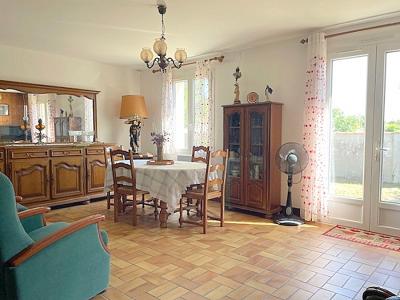 For sale Saint-sauveur-d'aunis 4 rooms 76 m2 Charente maritime (17540) photo 2