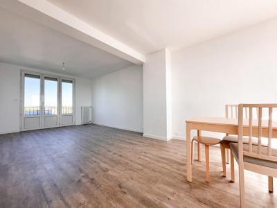 For sale Nantes 4 rooms 62 m2 Loire atlantique (44000) photo 2