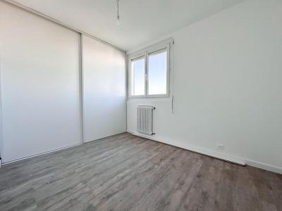 For sale Nantes 4 rooms 62 m2 Loire atlantique (44000) photo 4