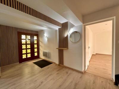 For sale Champcevinel 6 rooms 143 m2 Dordogne (24750) photo 2