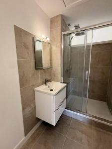 For sale Perigueux 5 rooms 77 m2 Dordogne (24000) photo 3