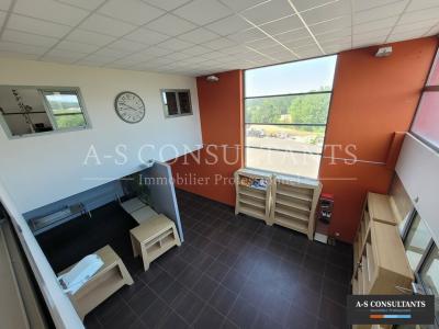 For rent Moras-en-valloire 750 m2 Drome (26210) photo 4