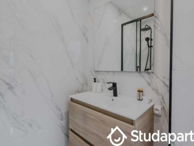 For rent Paris-8eme-arrondissement 1 room 24 m2 Paris (75008) photo 0