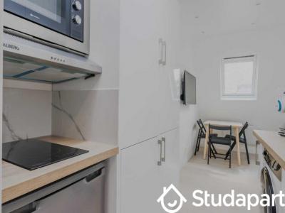 Louer Appartement Paris-8eme-arrondissement 1500 euros