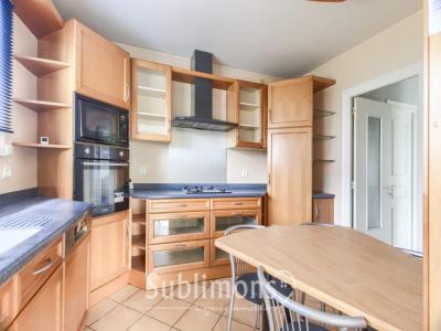 For sale Vannes 6 rooms 155 m2 Morbihan (56000) photo 1