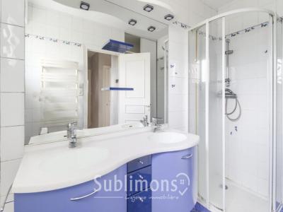 For sale Vannes 6 rooms 155 m2 Morbihan (56000) photo 3