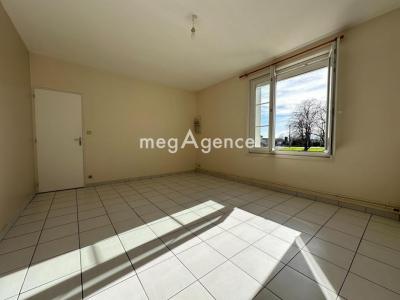 For sale Poitiers 1 room 36 m2 Vienne (86000) photo 0