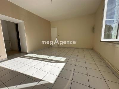 For sale Poitiers 1 room 36 m2 Vienne (86000) photo 3