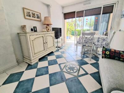 For sale 2 rooms 44 m2 Alpes Maritimes (06150) photo 1