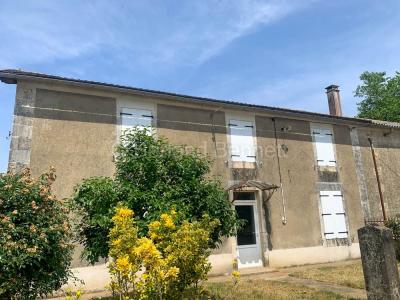 For sale 4 rooms 116 m2 Deux sevres (79190) photo 0