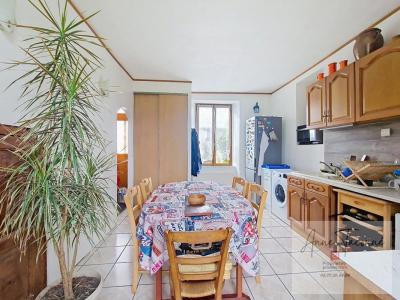 For sale Angerville 5 rooms 96 m2 Essonne (91670) photo 3