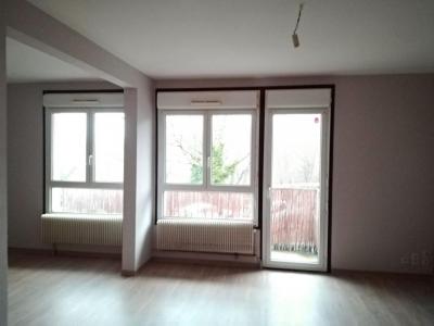 For rent Saint-geniez-d'olt 3 rooms 78 m2 Aveyron (12130) photo 1