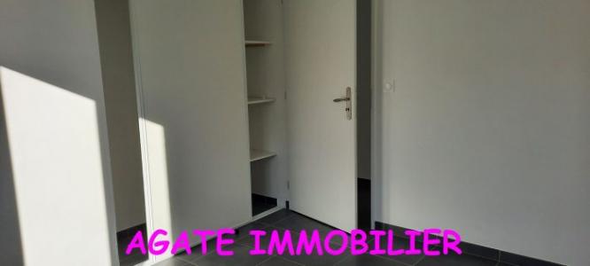 For rent Noaillan 4 rooms 100 m2 Gironde (33730) photo 2