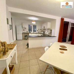 Louer Appartement 53 m2 Saint-joseph