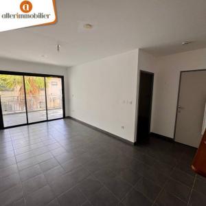 Louer Appartement 46 m2 Sainte-marie