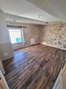 Louer Appartement Pourcieux 796 euros