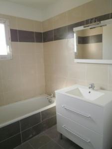 For rent Saint-alban 3 rooms 64 m2 Haute garonne (31140) photo 1