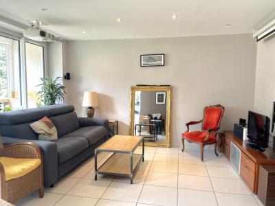 For sale Villeurbanne 3 rooms 62 m2 Rhone (69100) photo 0