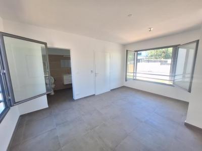 Louer Maison 111 m2 Saint-pierre