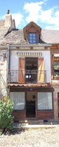 For sale Najac 4 rooms 67 m2 Aveyron (12270) photo 0