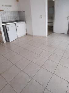 For sale Lyon-8eme-arrondissement 2 rooms 26 m2 Rhone (69008) photo 0