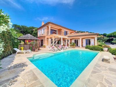 For sale Cavalaire-sur-mer 5 rooms 170 m2 Var (83240) photo 2