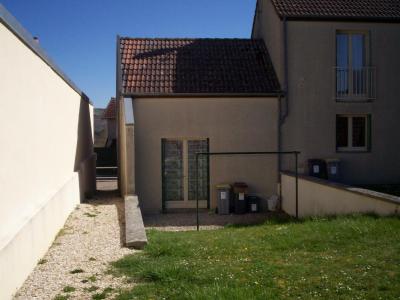 For rent Escolives-sainte-camille 1 room 39 m2 Yonne (89290) photo 1