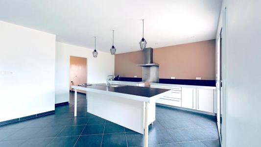 For rent Coutras 5 rooms 166 m2 Gironde (33230) photo 3