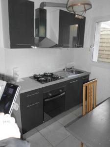 For rent Freneuse 1 room 28 m2 Yvelines (78840) photo 0