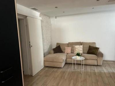 For sale Saint-laurent-du-var 2 rooms 43 m2 Alpes Maritimes (06700) photo 0
