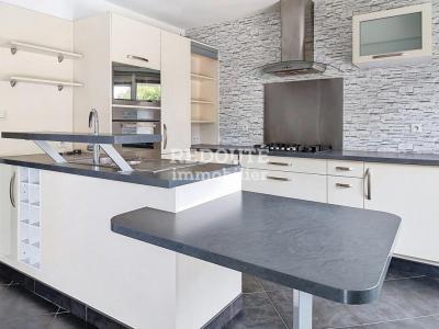 For sale Betheny 6 rooms 108 m2 Marne (51450) photo 3