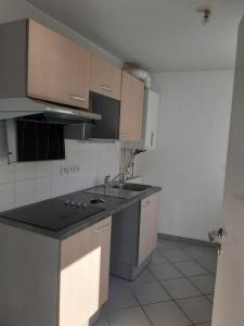 For rent Bordeaux 3 rooms 59 m2 Gironde (33000) photo 1