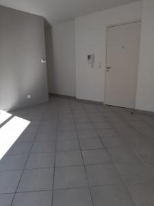 For rent Bordeaux 3 rooms 59 m2 Gironde (33000) photo 3
