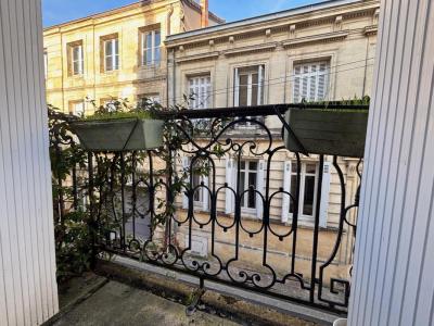 For sale Bordeaux 2 rooms 63 m2 Gironde (33000) photo 2