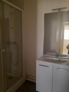 For rent Saint-andre-les-vergers 3 rooms 63 m2 Aube (10120) photo 2