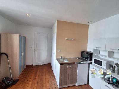 For rent Mayenne 1 room 20 m2 Mayenne (53100) photo 0