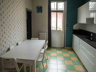 For sale PROCHE FACULTS ET CHU 6 rooms 139 m2 Cote d'or (21000) photo 3