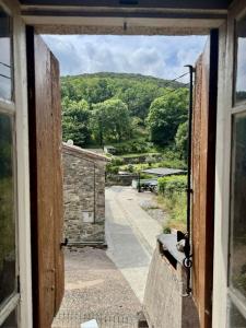 For sale AU CALME DANS UN HAMEAU 5 rooms 86 m2 Herault (34220) photo 4