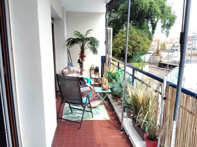 For sale centre ville 3 rooms 92 m2 Loire (42000) photo 1
