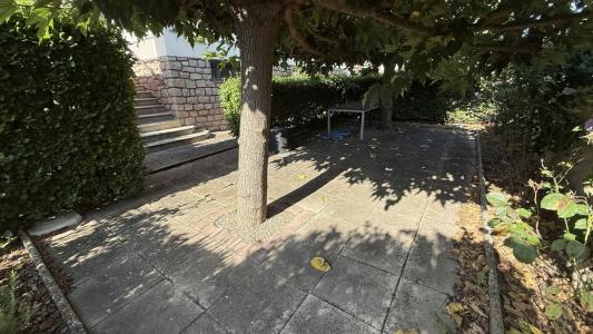 For sale 4 rooms 116 m2 Herault (34210) photo 2