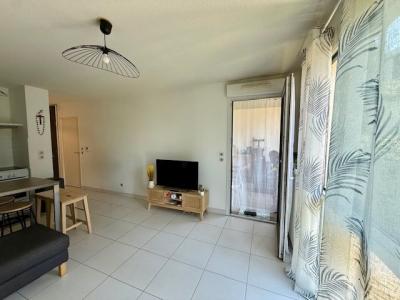 For sale 2 rooms 44 m2 Herault (34130) photo 4