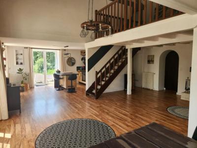 For sale Pressac 3 rooms 195 m2 Vienne (86460) photo 3