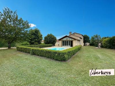 For sale Bonnes 8 rooms 195 m2 Charente (16390) photo 1