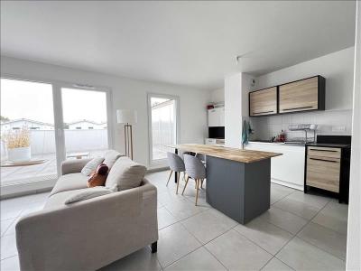 For rent Saint-medard-en-jalles 3 rooms 64 m2 Gironde (33160) photo 0